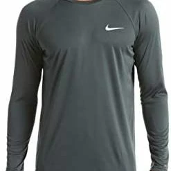 Brand new 🎁 Nike Essential Long Sleeve Hydroguard Black 👍